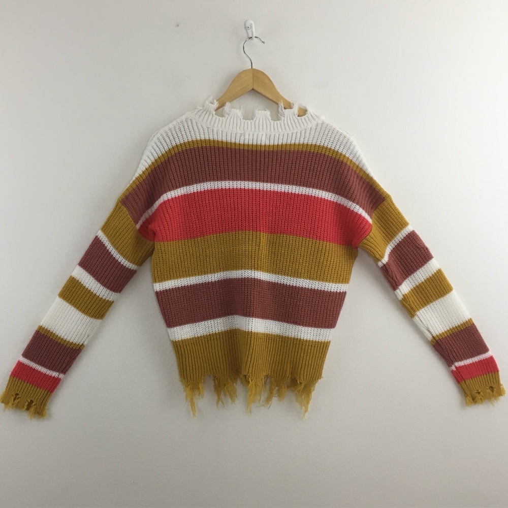 Colorblock V-Neck Distressed Sweater - Picture 11 of 11